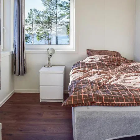 Lovely In With Wifi Holiday home Floro